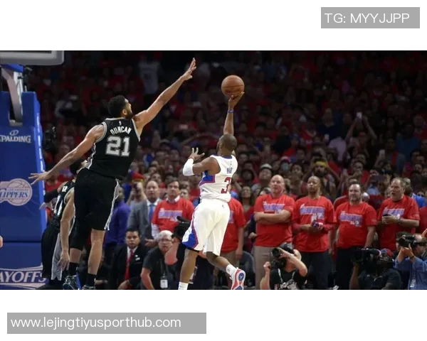 保罗快船时期创队史四项数据纪录成为洛杉矶船长传奇 保罗快船时期创队史四项数据纪录成为洛杉矶船长传奇