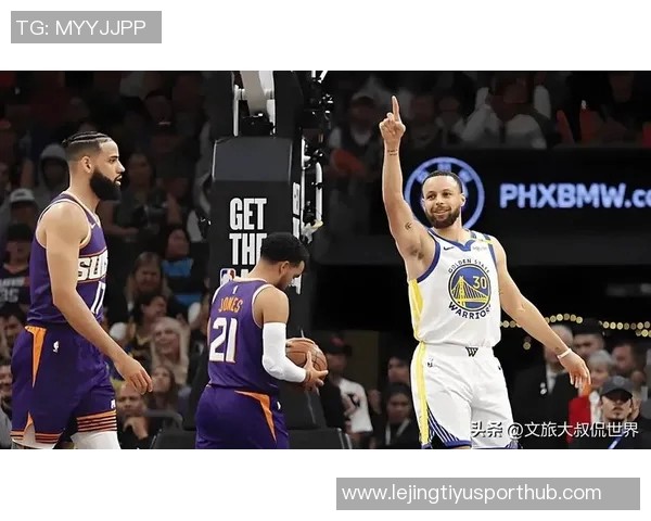勇士半场领先太阳19分穆迪库里合力发威布克独撑球队
